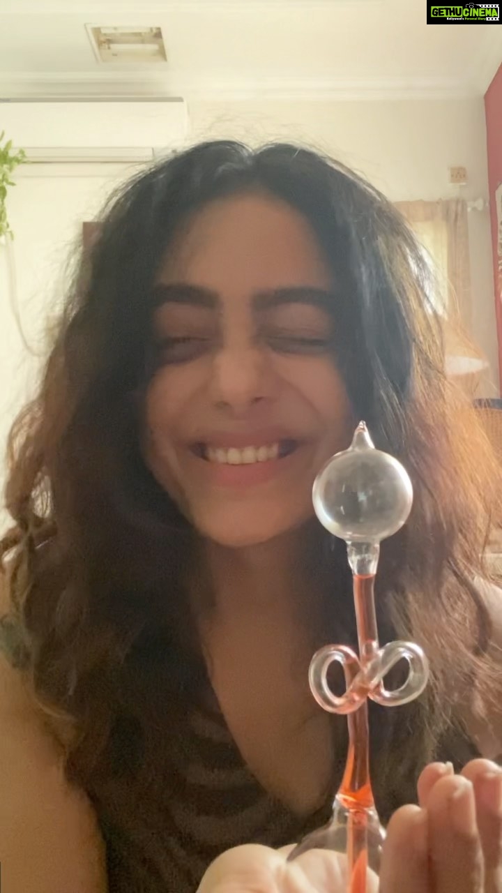 Abhirami Venkatachalam Instagram - Daaaaa fam ...single daan but wonβt say who I thought about π, but wow I was shocked with the result .... the nandy effect π±π₯ it was fun ... you people should get this... #life #love #fun #happy #vibes #justforfun #abhiramivenkatachalam #kannamma #ab #instagram #instagood #instadaily #instareels #reels #chennai #home
