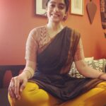 Abhirami Venkatachalam Instagram - Enna sollapogirai 🧡 #love #life #smile #happy #vibes #positivevibes #quotes #inspire #kind #abhiramivenkatachalam #kannamma #ab #instagram #instagood #instalike #instalife #instapost #dancer #chennai #home
