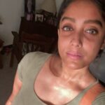 Abhirami Venkatachalam Instagram - My love hate relationship with namma chennai , by the way I always loved calling her madras... anyway so the verdict is how much ever I get tanned or get stuck in janavasa car moving type traffic namma chennai pola oru oorey illa ♥️ happy madras day makkale 😘 #madrasday #abhiramivenkatachalam #av #kannamma #kanmani #love #chennai