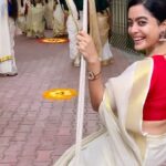 Abhirami Venkatachalam Instagram - Onam unjal fun in my very own @kalakshetrafoundation ✨🙏🏼 orey nostalgia 😭video credits- @kaliveerapathiran 🤍 #my #space #love #life #memories #nostalgia #emotional #fun #onam #onamcelebration #abhiramivenkatachalam #kannamma #ab #instagram #instagood #instareels #saree #ootd #chennai Kalakshetra Foundation