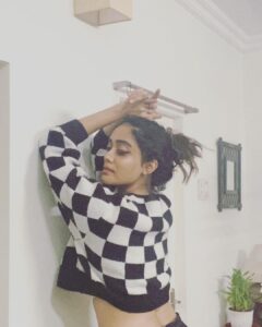 Abhirami Venkatachalam Instagram - If Iam not your priority, 
Then I don’t want to be your choice, 
Doesn’t matter Iam your first choice or last 🔥 
#life #strong #determination #happy #vibes #abhiramivenkatachalam #kannamma #ab #instagram #instapost #instalike #instalife #instafashion #chennai #home