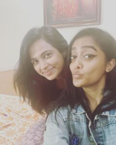 Abhirami Venkatachalam Instagram - My frankie get well soon , love you so much .... I wish you were there from day 1 with me ... my vibe you are love you to the core ♥️😘🤗 #love #you #ramya #abhiramivenkatachalam #bbott #hotstar