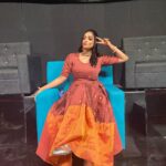 Abhirami Venkatachalam Instagram – Queen feel 🧡 DVD2 set PC- @abhiraj_br Outfit- @tamarachennai Accessories- @bronzerbridaljewellery Hair&Makeup- @pavihairandmakeup #fun #shoot #happy #vibes #positivevibes #laugh #love #smile #hugs #sleflove #memories #team #dance #abhiramivenkatachalam #ammu #yourstruly #chennai #tamilcinema