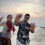 Abhirami Venkatachalam Instagram - My crazy laddu kutties @sg3.mma @divya.sundaraju @everybodycanyoga and the super coach @samiir.aman #abhiramivenkatachalam #av #kannamma #kanmani #lakshadweep #throwback PS- throwback to some ocean love 🌊🤍