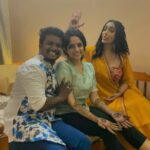 Abhirami Venkatachalam Instagram - My support system ♥️ and mine forever @aparna.ramkrishnan @kaliveerapathiran #abhiramivenkatachalam #av #kanmani #kannamma PS- besties, buddy, bae, BFF whatever you call actually friends are our heartbeats ♥️ thanks for being there in my life... you both make me feel Iam not alone in any situation 🤗