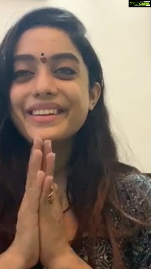 Abhirami Venkatachalam Instagram - In some native American First nations cultures they use something called a dream catcher , dreamcatcher is a handmade willow hoop...here is my question to sadguru about dream catcher ...... andddd i should say this just by hearing my name from his mouth makes me feel so blissful, today is the best day in my life... its an amazing feeling to be connected with our guru, itβs been years that Sadguru has been guiding me through this time after 12years I heard him saying my name and wishing me π€π€π€ what more do I want ππΌππΌππΌi wish you an amazing journey forward @sadhguru you inspire me every second .... Iam blessed be chosen ππΌππΌππΌ #sadguru #nativeamerican #journey #conversation #mystic #life #miracles #blessings #guru #light #love #abhirami #abhiramivenkatachalam