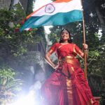Abhirami Venkatachalam Instagram - May we all have the freedom to choose , freedom to dream and freedom to LIVE.🇮🇳 happy Independence Day ♥️ Photography- @theindianphotography Hair and Makeup- @sridevirameshartist