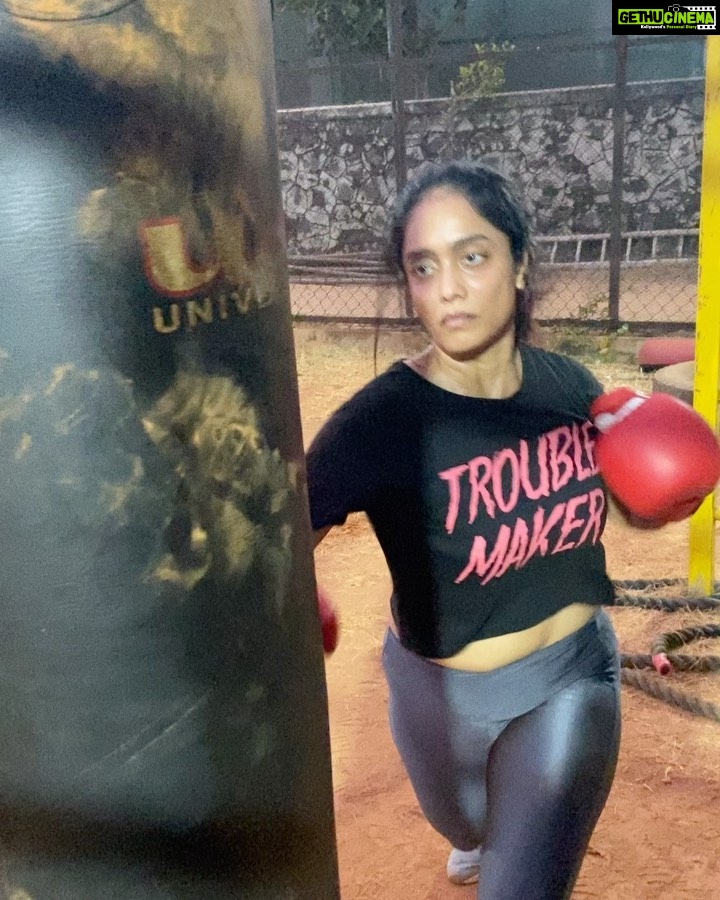 Abhirami Venkatachalam Instagram - Go ahead tell me that I am not good enough , tell me I can’t do it because I will show you over and over again that I can .... kick starting MMA with master @kutty.lee 💪🏼👊🏼...( PS: corrections will be there cos m just a beginner🙏🏼 )