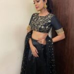 Abhirami Venkatachalam Instagram - #smulemirchimusicawardssouth Thank you so much @mirchitamil for inviting me , had a great evening.... music heals anything and everything , so yes it was a complete healing session ♥️ @smulein 💋. Makeup: @glossy_makeove Hair: @sudas_makeover Wardrobe: @stay__slay my darlings thanks for the last minute help, the complete look was set in half hr ... my powerpuff girls 💋 love ya lot