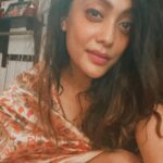 Abhirami Venkatachalam Instagram - அவள் முகம் 🎶 #life #live #love #happy #vibes #positivevibes #saree #abhiramivenkatachalam #av #kannamma #kanmani #instagram #instapost #instamood #instafashion #pisces #queen #home PS- And that neelambari 🎶