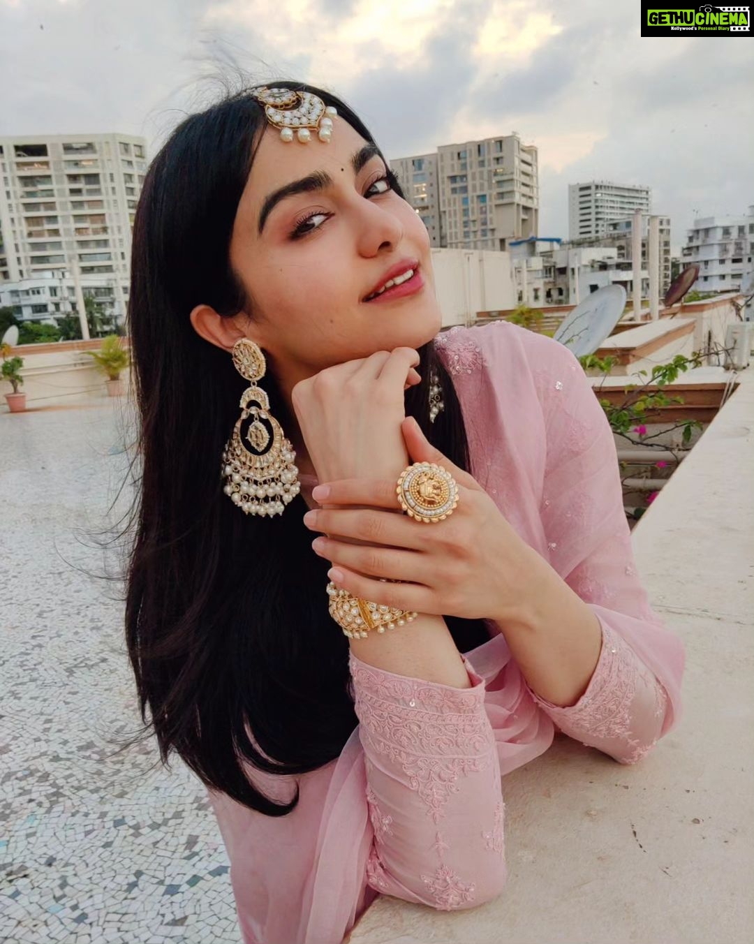 Adah Sharma Instagram - Would you rather be forced to listen to one song for the rest of your life or watch the one same movie forever? π¦π¦π¦π¦π¦π¦ . . πββοΈ@snehal_uk ππ©βπ¬@juhi.ali π@almaaribypooja π@ruabns.in π@adah_ki_radha