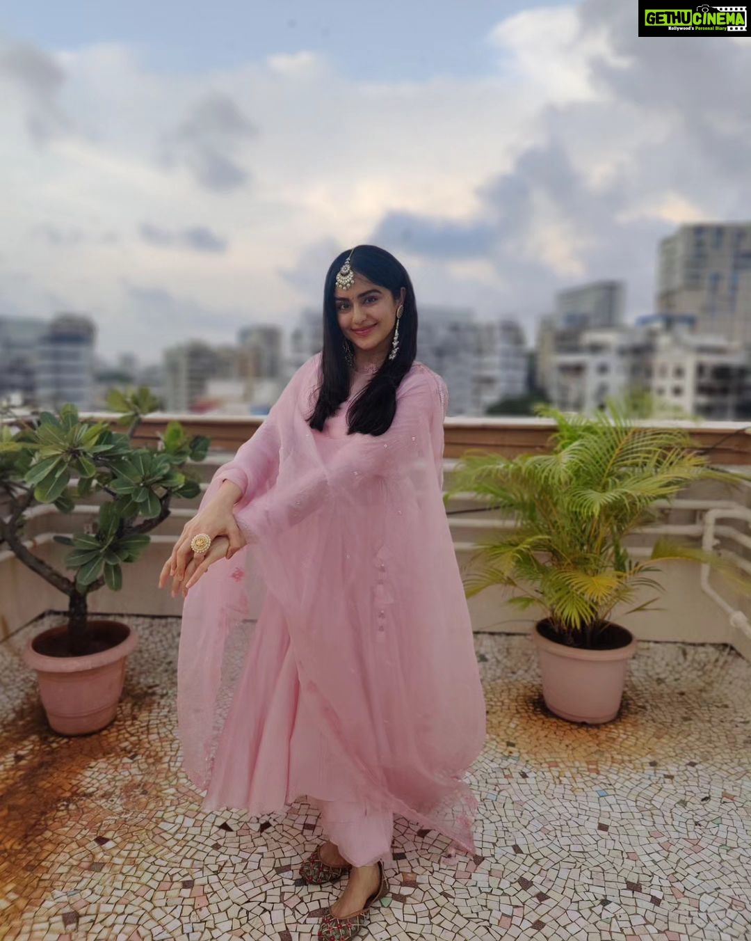 Adah Sharma Instagram - Would you rather be forced to listen to one song for the rest of your life or watch the one same movie forever? π¦π¦π¦π¦π¦π¦ . . πββοΈ@snehal_uk ππ©βπ¬@juhi.ali π@almaaribypooja π@ruabns.in π@adah_ki_radha