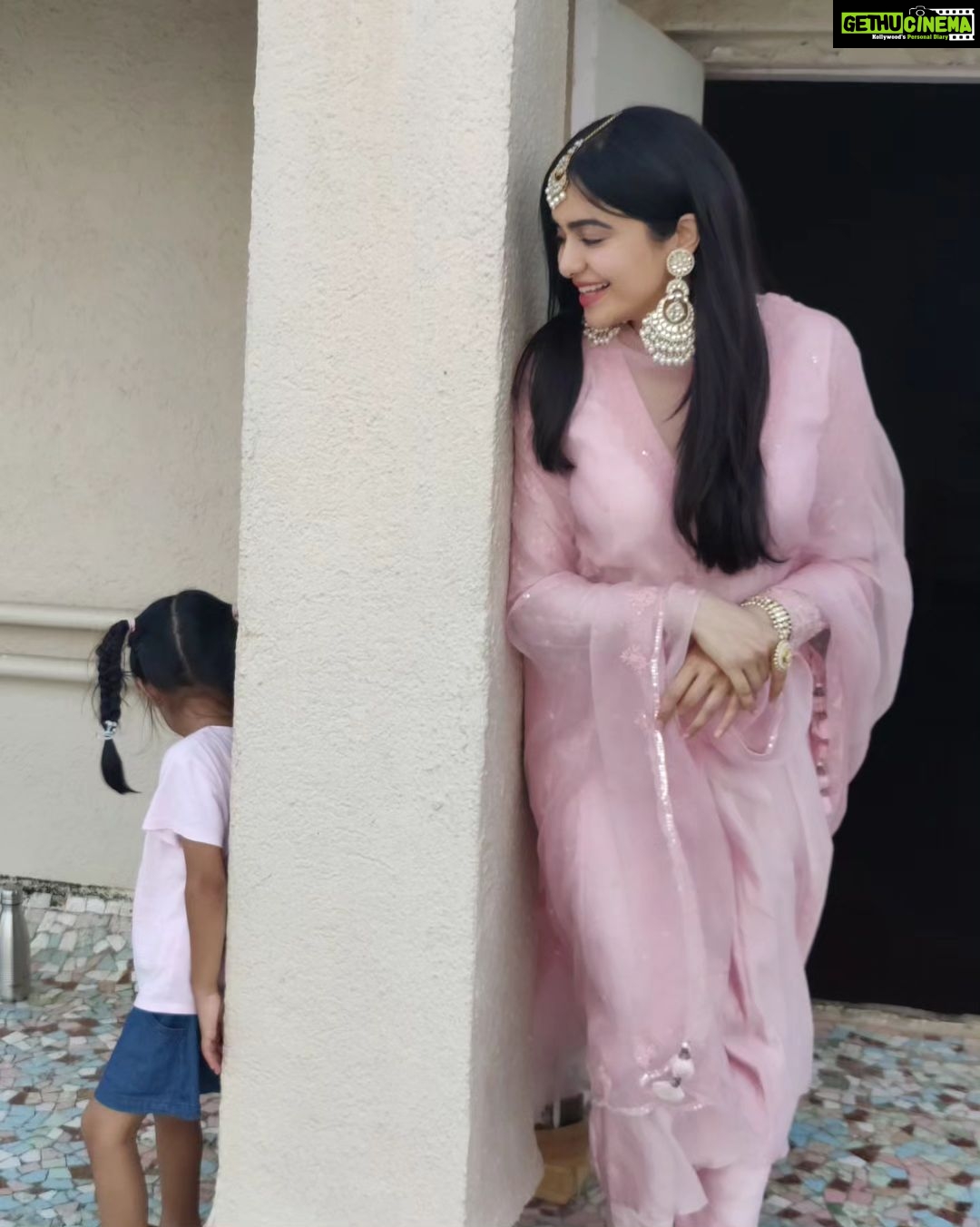 Adah Sharma Instagram - Would you rather be forced to listen to one song for the rest of your life or watch the one same movie forever? π¦π¦π¦π¦π¦π¦ . . πββοΈ@snehal_uk ππ©βπ¬@juhi.ali π@almaaribypooja π@ruabns.in π@adah_ki_radha