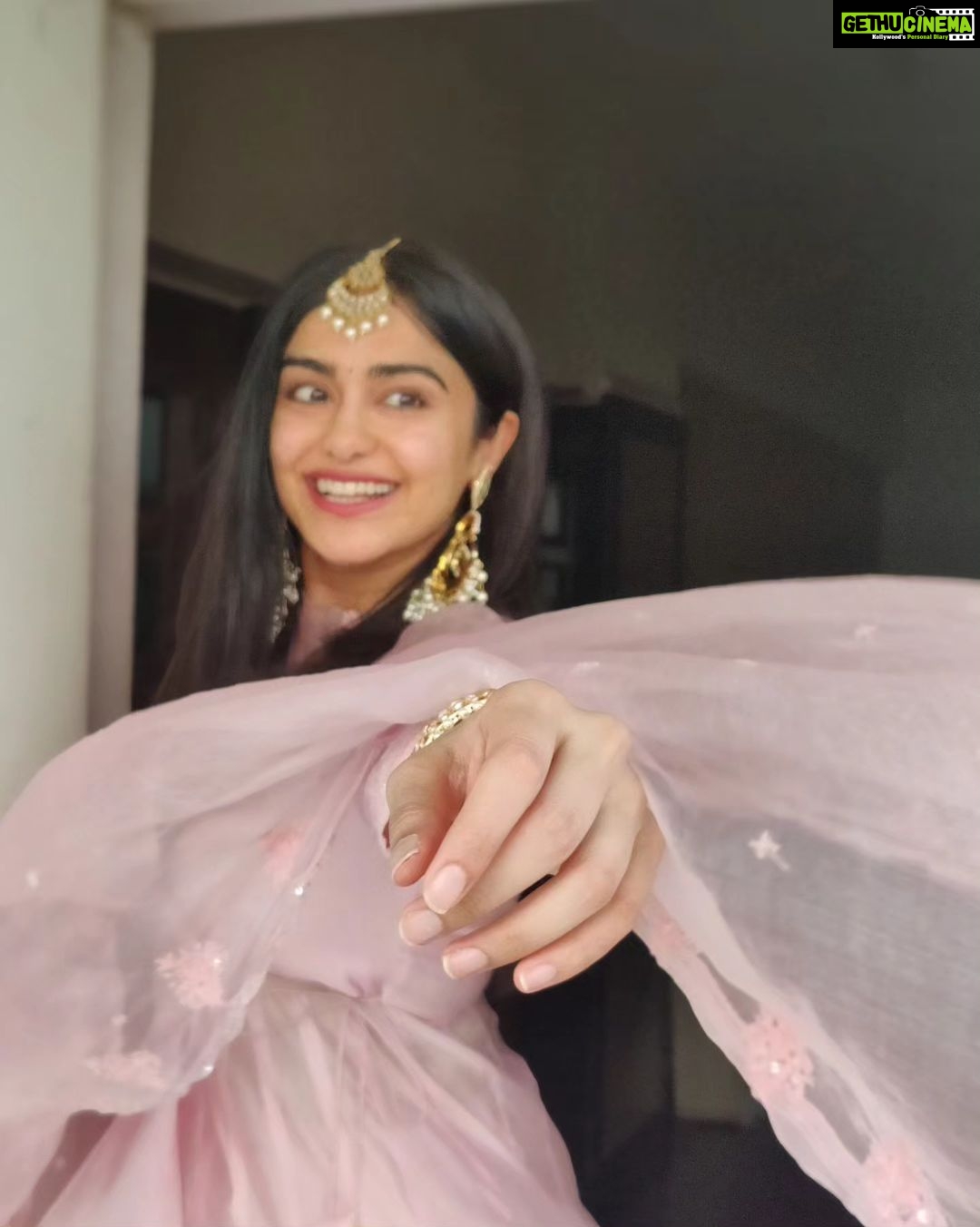 Adah Sharma Instagram - Would you rather be forced to listen to one song for the rest of your life or watch the one same movie forever? π¦π¦π¦π¦π¦π¦ . . πββοΈ@snehal_uk ππ©βπ¬@juhi.ali π@almaaribypooja π@ruabns.in π@adah_ki_radha