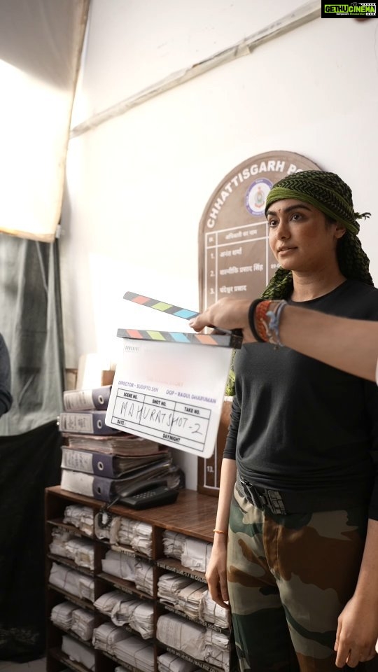 Adah Sharma Instagram - Muhrat shot ke baare mein suna tha... First time mehsoos bhi kiya...media ke saamne live apna first shot Diya 🙏❤️ #Bastar -The Naxal Story @sunshinepicturesofficial @sudipto_sen #VipulAmrutlalShah @aashin_shah Team : @asira.09 @snehal_uk @makeupbyshyam @jagats38 ; vid @sahiljaiswal_ @shanky.pro @vidgraphicia
