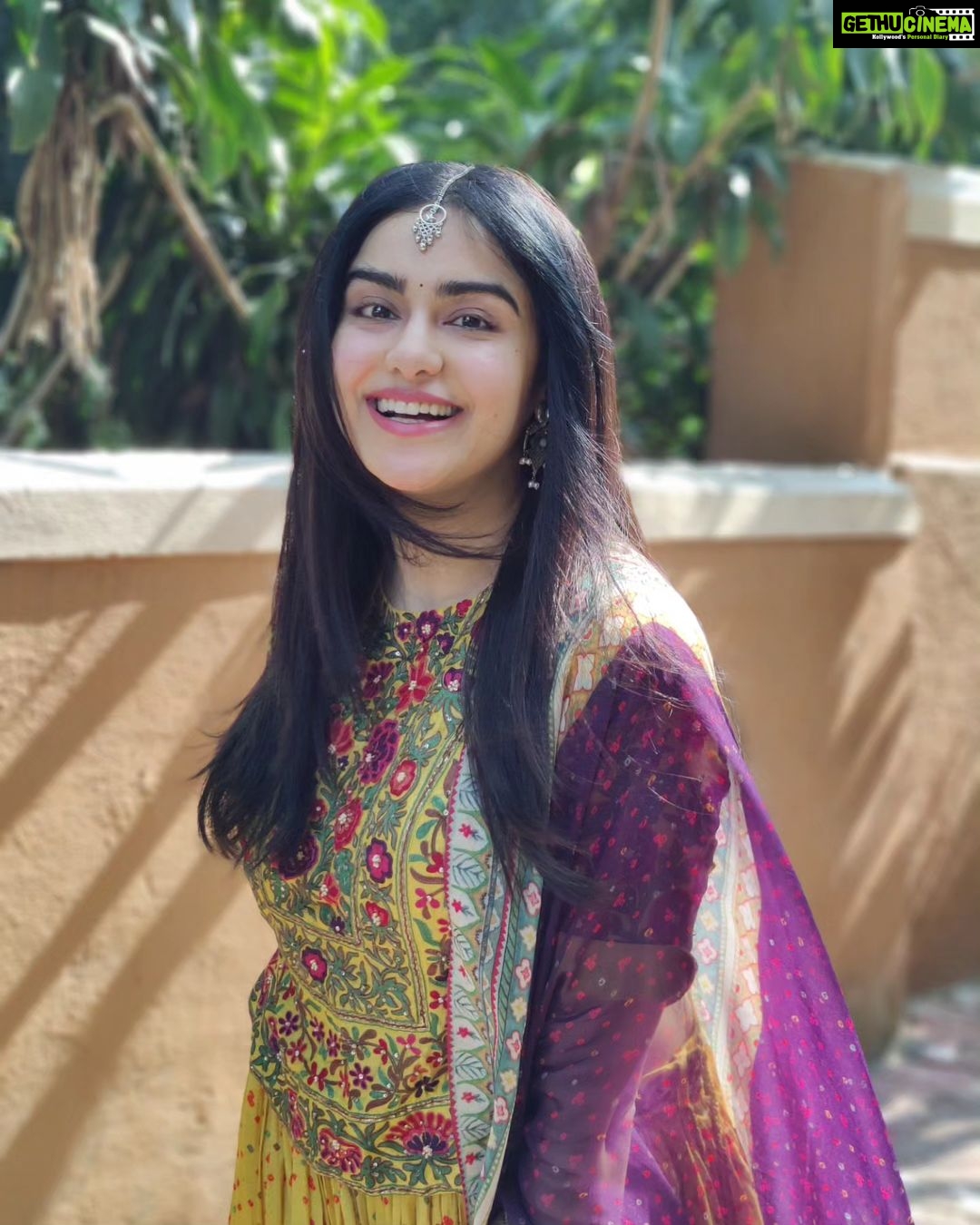 Adah Sharma Instagram - Everything everywhere all at onceππ π€π₯·ππ«πππΉπππΏοΈππ Caption the last pic π€£π€£ Hair @snehal_uk Styled by - @juhi.ali Outfit- @shraddharambhia_official Earrings - @anthajewels Makeup @adah_ki_radha P.S. Nasheeli aankhein because neend poori nahi hui because shoot ka pehla din and muhrat shot poore media ke saamne ππ¬πππ