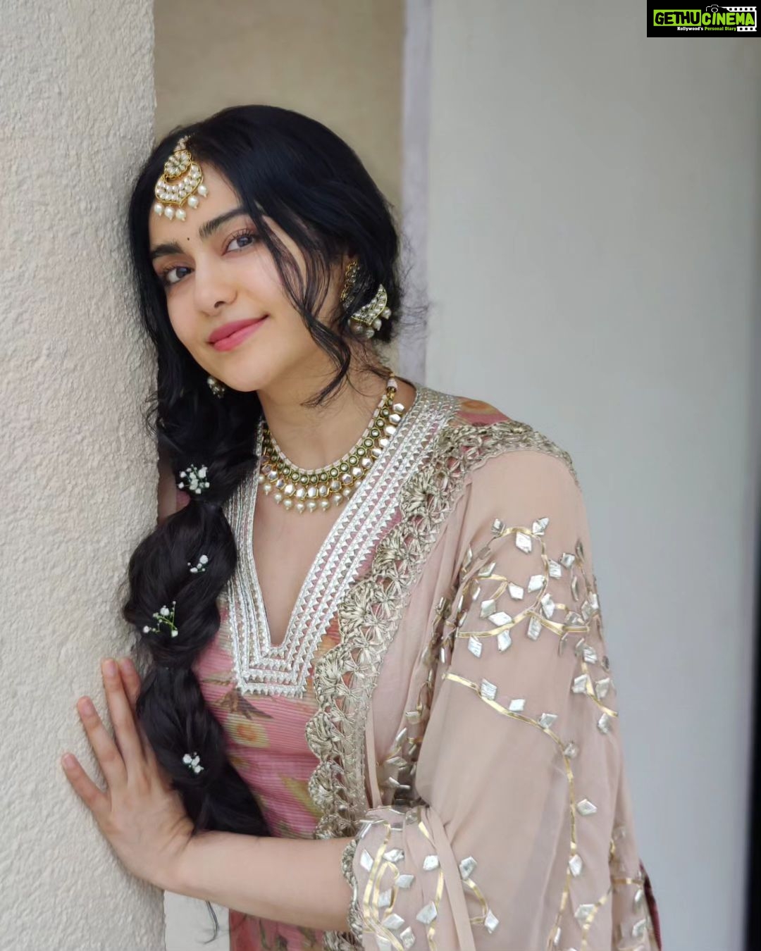 Adah Sharma Instagram - Kaanton ko murjhane ka khauf nahin. Phool to murjhha jaate hain, lekin kaante daaman thhaam lete hain😁😛😜 #MoralOfTheQuoteDontBeAFoolBeAKaanta🌸✒️ #AlsoiDidNotSayThisAnarkaliDidSoDontHoldMeResponsibleIfYouBecomeAFoolOrAKaanta Outfit- @mirpurimaheka Jewellery- @rubans.in 👗@juhi.ali 💇♀️@snehal_uk #100YearsOfAdahSharma #adahsharma