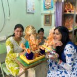 Adah Sharma Instagram - Proud paati 😁 Paati collects all newspaper clippings of her granddaughter 🫀🫀🫀🫀❤️ I'm soooo lucky I got a chance to create GaneshJis murti with these skilled women 😘 @prashantkjadhav007 took these pictures . We did a shoot together (in 2021 i think)with @petaindia to get horse carriages off the roads and opt for e-victorias. He won an award for those pics 😍😍 Paati has an off from school this weekend and we are going to watch 4 movies back to back !! Jawaan, OMG 2 ,Gadar 2 and Rocky aur Rani ki prem Kahani ...ok byeee