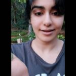 Adah Sharma Instagram - Seeing hearts everywhere 🤓🙊🙈❤️ It looks like a heart only na ?? Or only to me 😬 If our actual hearts looked like the heart symbol we would probably all be dead because it would be really difficult to pump blood through our body 🙃 ok bye 🫀 , , , , , , , , #100YearsOfAdahSharma #frogsofinstagram #frogsofinstagram #ArentYouMissingMyLongHashtagsBecauseIDefinitelyAm