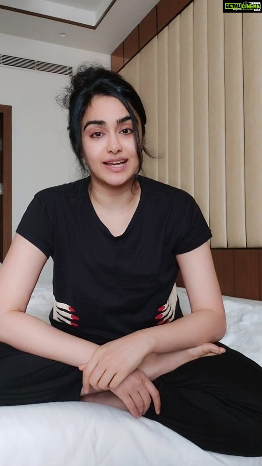 Adah Sharma Instagram - Kaun kaun party pe aa raha hai? माझ्या घरी पार्टी । सर्वांना आमंत्रित केले आहे । मेनूमध्ये idli आणि chawwli आहे । Lets Partyyyy ! . . #100YearsOfAdahSharma #adahsharma