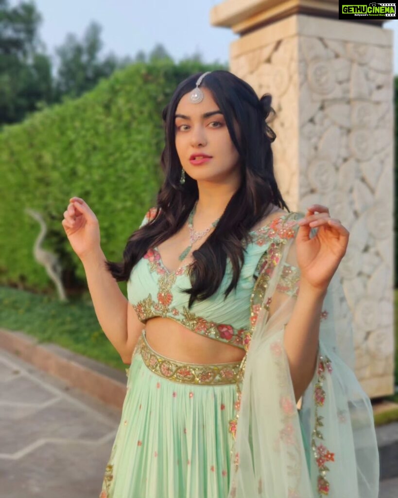 Adah Sharma Instagram - Vegan Pista Icecream ? 💇 @snehal_uk 👗🧚‍♀️ @juhi.ali Wearing @anishashettyofficial @rivabyuma Pics : Binod Sharma brother of #StarKidRadhaSharma #100YearsOfAdahSharma #adahsharma Gandhidham-kutch Bhuj