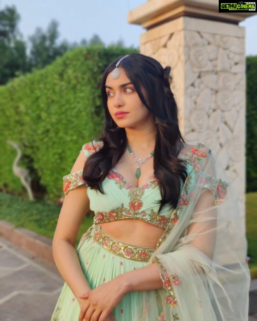 Adah Sharma Instagram - Vegan Pista Icecream ? 💇 @snehal_uk 👗🧚‍♀️ @juhi.ali Wearing @anishashettyofficial @rivabyuma Pics : Binod Sharma brother of #StarKidRadhaSharma #100YearsOfAdahSharma #adahsharma Gandhidham-kutch Bhuj