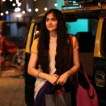 Adah Sharma Instagram – 3 din aur 4 ghante mein aap kitne samose kha sakte ho? 
Samose Khao, barish mein dance Karo , kissi ko na chedo , na satao aur #KaliKaliZulfonKe dekho , suno aur enjoy Karo ❤️💃🐈‍⬛🐜🐘🥷🖤🖤🖤🖤
#tseries #BhushanKumar @ghuggss @jubin_nautiyal @rochakkohli @theofficialnusrat @abhishek_as_it_is @adil_choreographer @rajchanana @shivamchanana @sanjoyd