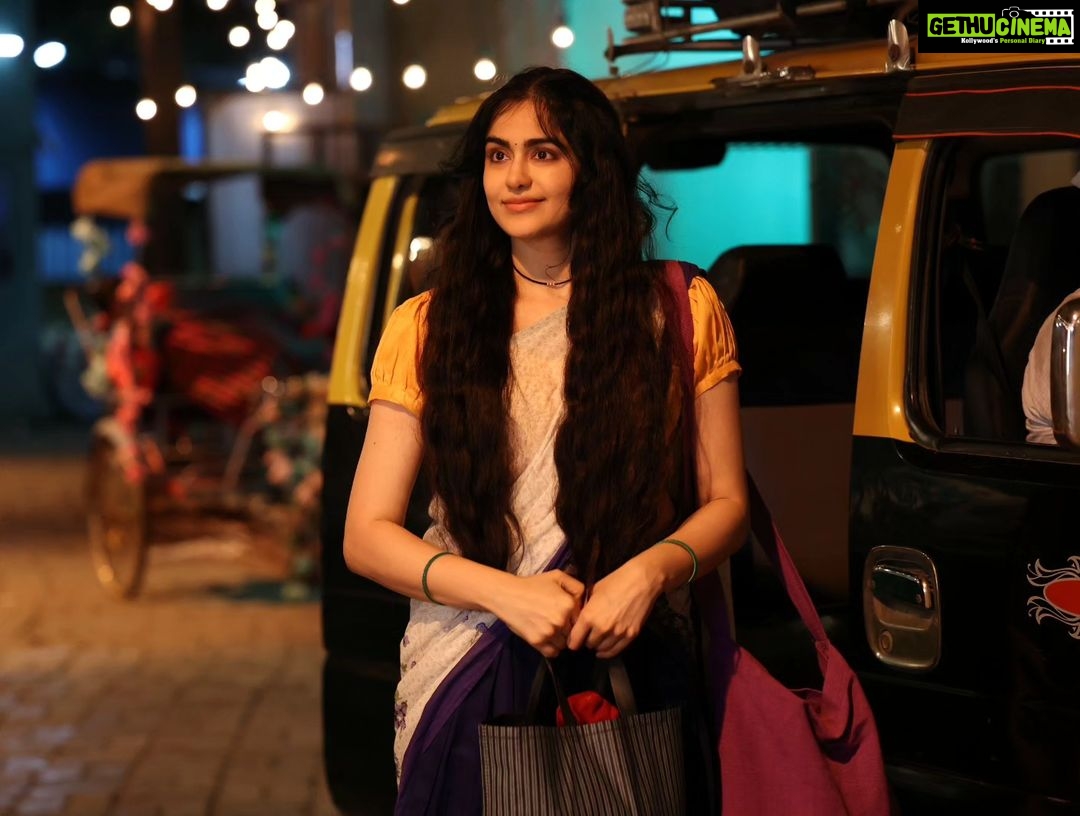 Adah Sharma Instagram - 3 din aur 4 ghante mein aap kitne samose kha sakte ho?Β Samose Khao, barish mein dance Karo , kissi ko na chedo , na satao aur #KaliKaliZulfonKe dekho , suno aur enjoy KaroΒ β€οΈππββ¬πππ₯·π€π€π€π€ #tseries #BhushanKumar @ghuggss @jubin_nautiyal @rochakkohli @theofficialnusrat @abhishek_as_it_is @adil_choreographer @rajchanana @shivamchanana @sanjoyd