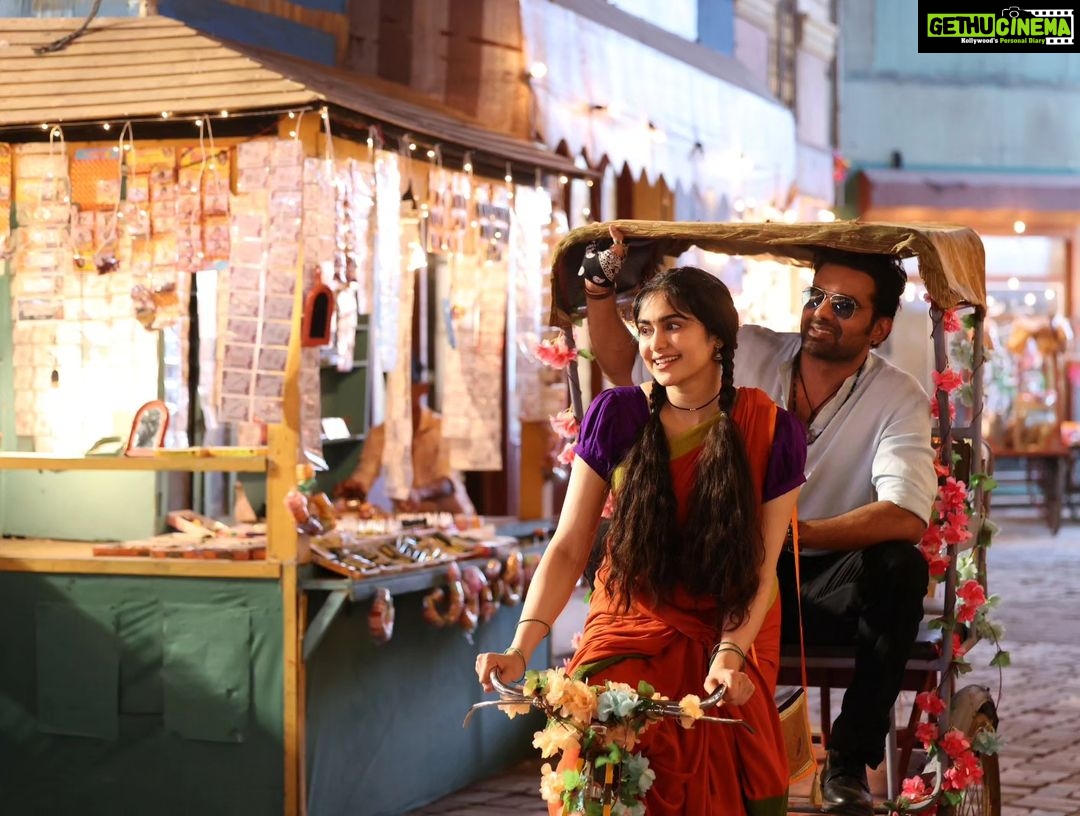 Adah Sharma Instagram - 3 din aur 4 ghante mein aap kitne samose kha sakte ho?Β Samose Khao, barish mein dance Karo , kissi ko na chedo , na satao aur #KaliKaliZulfonKe dekho , suno aur enjoy KaroΒ β€οΈππββ¬πππ₯·π€π€π€π€ #tseries #BhushanKumar @ghuggss @jubin_nautiyal @rochakkohli @theofficialnusrat @abhishek_as_it_is @adil_choreographer @rajchanana @shivamchanana @sanjoyd