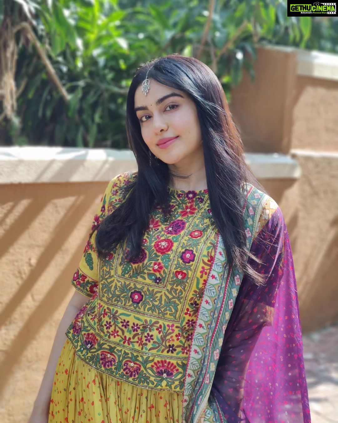 Adah Sharma Instagram - Everything everywhere all at onceππ π€π₯·ππ«πππΉπππΏοΈππ Caption the last pic π€£π€£ Hair @snehal_uk Styled by - @juhi.ali Outfit- @shraddharambhia_official Earrings - @anthajewels Makeup @adah_ki_radha P.S. Nasheeli aankhein because neend poori nahi hui because shoot ka pehla din and muhrat shot poore media ke saamne ππ¬πππ
