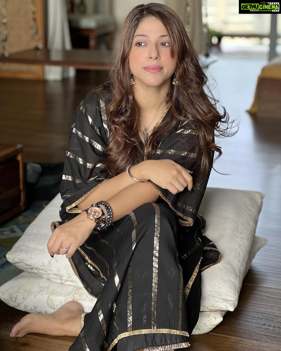 Addite Shirwaikar Malik Instagram - September you make me feel good,You are beginning to the season that awakens my soul.❤️ Thank you @_anuki.n @anusoru for this most comfortable trend.. love love love it❤️