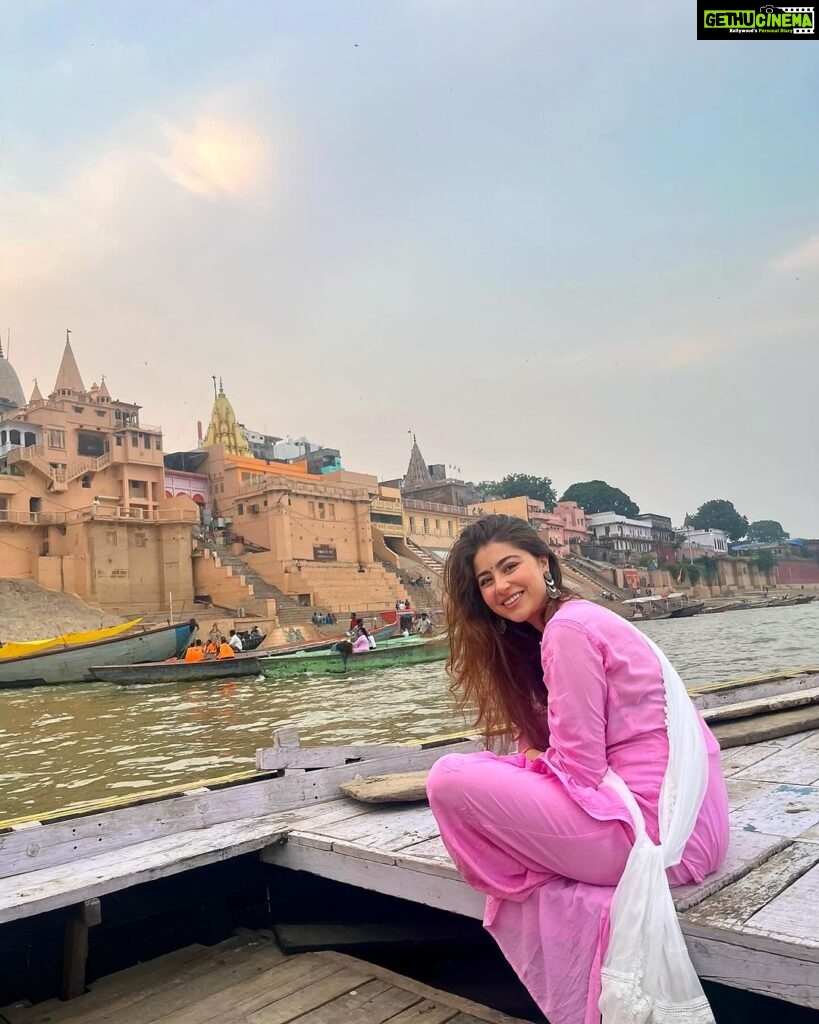 Aditi Bhatia Instagram - 🛶 Ganga River, Varanasi