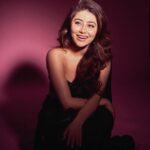Aditi Bhatia Instagram - you cannot change the cards you’re dealt, just the way you play the hand 🃏🪄 Last night for Lokmat Awards 🖤 MUA : @dellsi.mody Hair by : @shreyakiritmakeupandhair Shot by @dieppj Styled by @stylebykayal outfit @kalkifashion jewelry by @darshanaasanjanaajewellers heels by @londonrag_in assisted by @yashtikaasharmaa