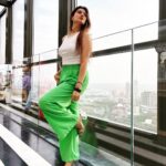 Aditi Gautam Instagram - Up in the Aer! @aermumbai . . . . . . . . . . #newlaunch #aermumbai #fourseasons #weekendvibes #outfit #picoftheday #exploremore #trending #love #ootd #fashionideas #hospitality #actor #ANewAERa