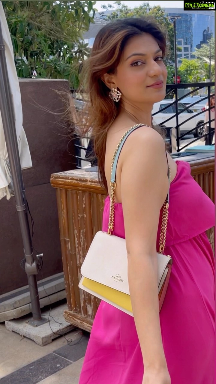 Aditi Gautam Instagram - Dil kehta hai 💕 . . . . . . . . #reels #slomo #summer #outfitoftheday