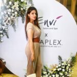 Aditi Gautam Instagram - Who doesn’t like a good hair day! Enjoyed a super indulgence day with @envisalonspa @olaplexindia 💕 thank you @jasleensabharwal for hosting a fab event 🤗 . . . . . . #event #hair #spaday #salon #selfcare #selflove #instadaily #instagood