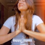 Aditi Gautam Instagram - Happy Ugadi, Navratri , Gudi Padwa and Ramadan everyone ! This is what my day looks like celebrating Ugadi in my favorite city 😍😍 jai guruji 🙏🏻 . . . . . . . . #ugadi2023 #gudipadwa #indianfestival #reels #trending #explore #reelkarofeelkaro Hyderabad