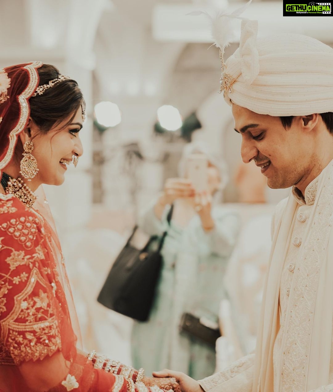 Aditi Gautam - 11.7K Likes - Surrounded with family and friends, to loving us through our ups and down. Only gratitude and blessings.
6.02.2023 ♾️
.
.
.
.
.
.
.
.
#mickgotadi