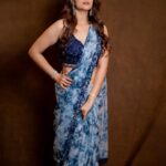 Aditi Gautam Instagram - 💙💙💙 Pre Release Event In Hyderabad . Outfit - @neerusindia Jewellery - @yuvaneerus Makeup - @thanusmakeover Hair - @husky.makeover Styled by - @saranya_raov Shot by @teamkeshuphotography . . . . . . . #picoftheday #bestoftheday #promotion #hotstar #athidhi #teluguactress #telugucinema #webseries #trending #explore #saree #sareelove #sareefashion #sareeindia #actress #jaiguruji