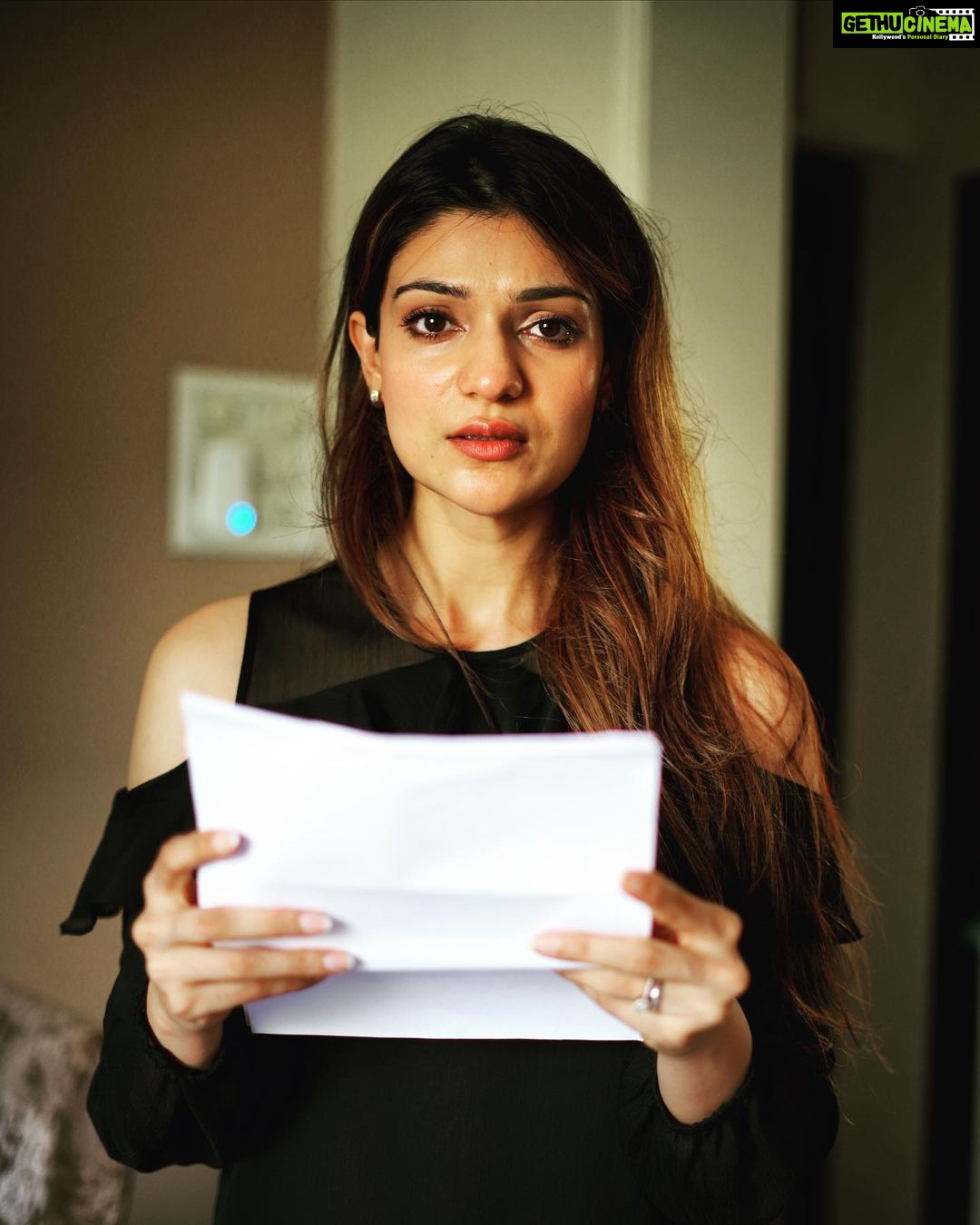 Aditi Gautam Instagram - When life brings you to some difficult times and you have to decide which road to take! Episode 9 is done just one more to go. Let’s name this brave Character. HER…. . . . . . . . #picoftheday #love #relationships #portraitphotography #picoftheday #outfitinspiration #exploremore #trendingnow #fyp #viralpost #actor #conceptshoot