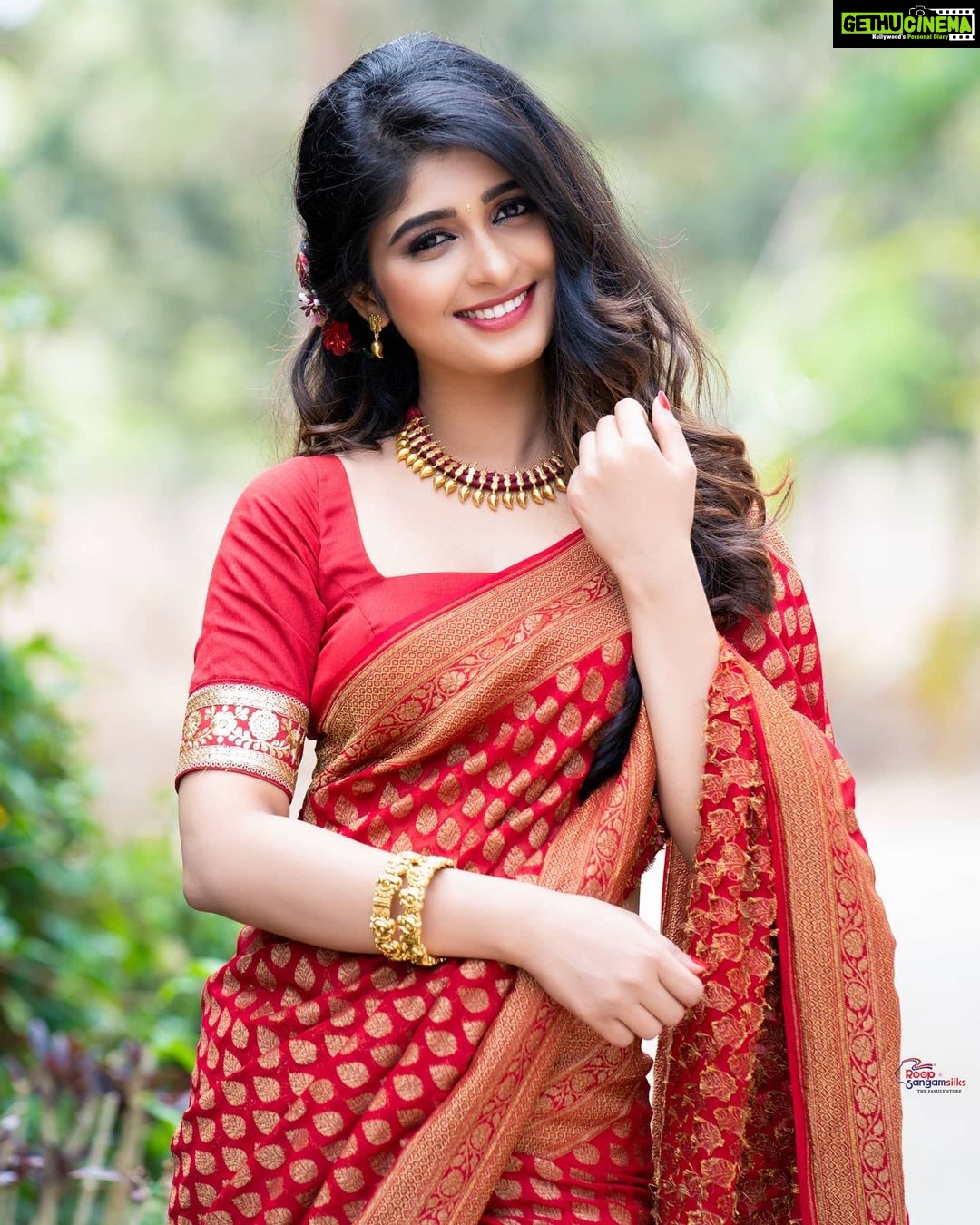 Aditi Prabhudeva Instagram - β€ . . . . . . . π @roopsangam_silks Nagarabhavi π· @rainbow_photography_official @huvesh π @nineonine_designstudio @anagha_kannan_ πΏ @kushalsfashionjewellery π@vasanthageetha259 Lokesh