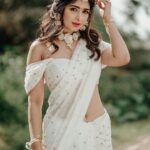 Aditi Prabhudeva Instagram - Haldi 🌻 PC : @happeningpixels Styling: @chandangowda_official Makeup: @artistryby_priyankaharish Decor : @events_factoryy