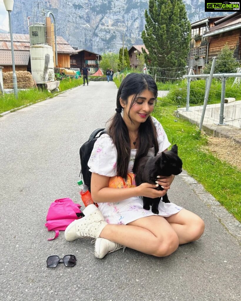 Aditi Prabhudeva Instagram - 🧿 Take Pictures , leave footprints ! ❤️ Gimmelwald, Switzerland