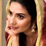Aditi Sharma Instagram - 🧡🍀🦄 #wednesdayvibes 💃 #lovethyself 🌈