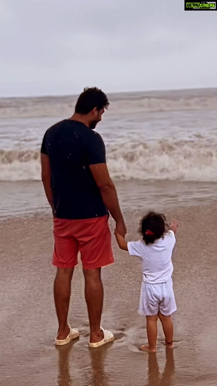 Aditi Sharma Instagram - On the occasion of teacher’s day @sarwarahuja I want to wish you 💓for being the best friend ,best dad and best teacher to our lil one . For always being by his side and helping him explore this beautiful world . Loveeee you my boys 🧿 @sartaajahuja 🌻🌻