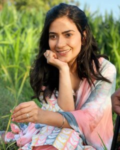 Aditi Sharma Instagram - Hapyyy Sunday 🌼💓 Kind heart , fierce mind , brave spirit 🦋 #beyourself #believe 🦄
