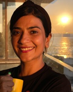 Aditi Sharma Instagram - Sunsets are God’s painting in d sky😇 also every sunset brings the promise of a new dawn🧚🏻‍♀️🌅
#sunsetlovers #nature #gratitude #subsetvibes 
📸 @pavitrsaith