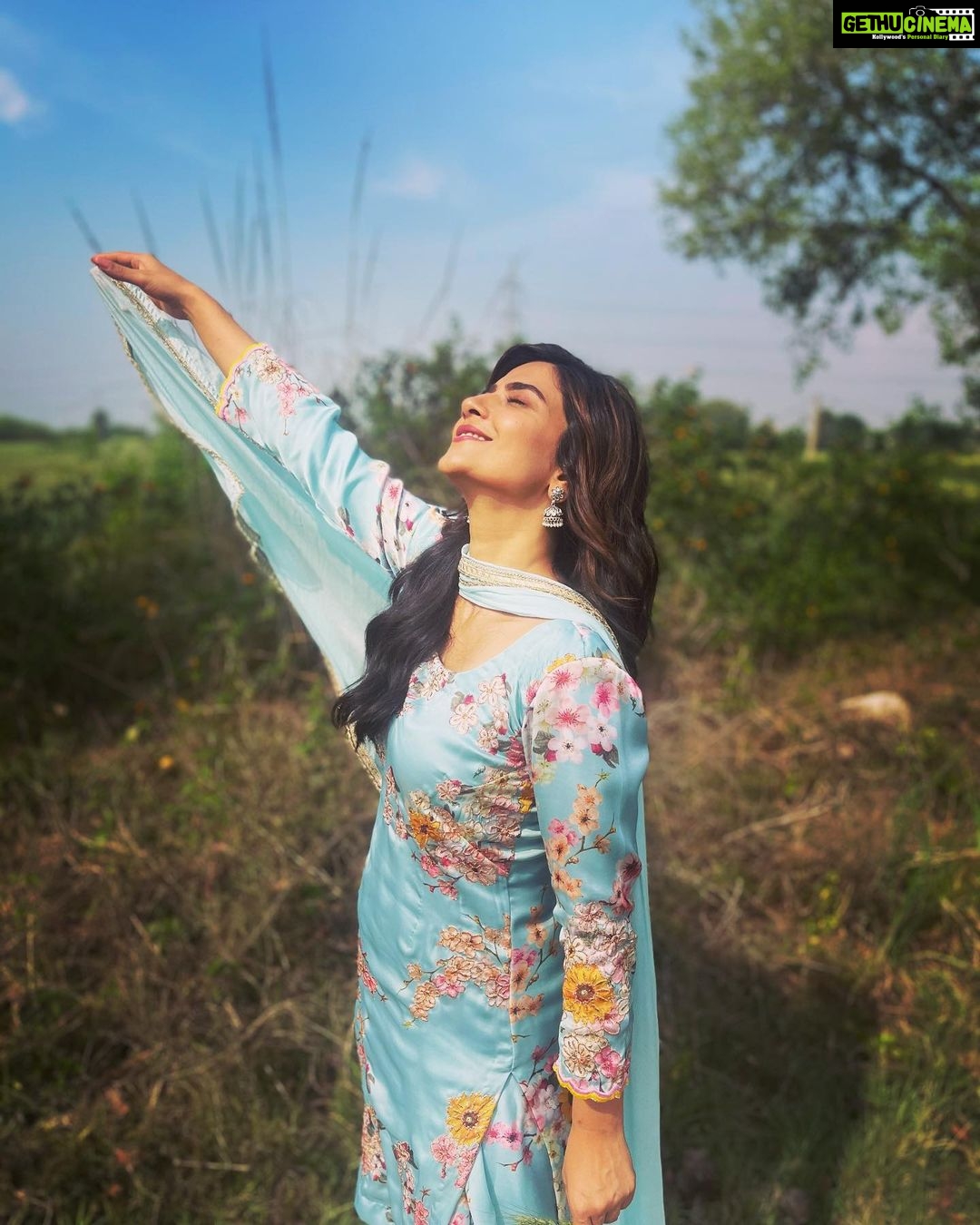 Aditi Sharma - 34.2K Likes - Most Liked Instagram Photos