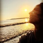 Aditi Sharma Instagram – 🌞 ✨ selfie ❤️
#fridaymood #gratefulheart 🎊