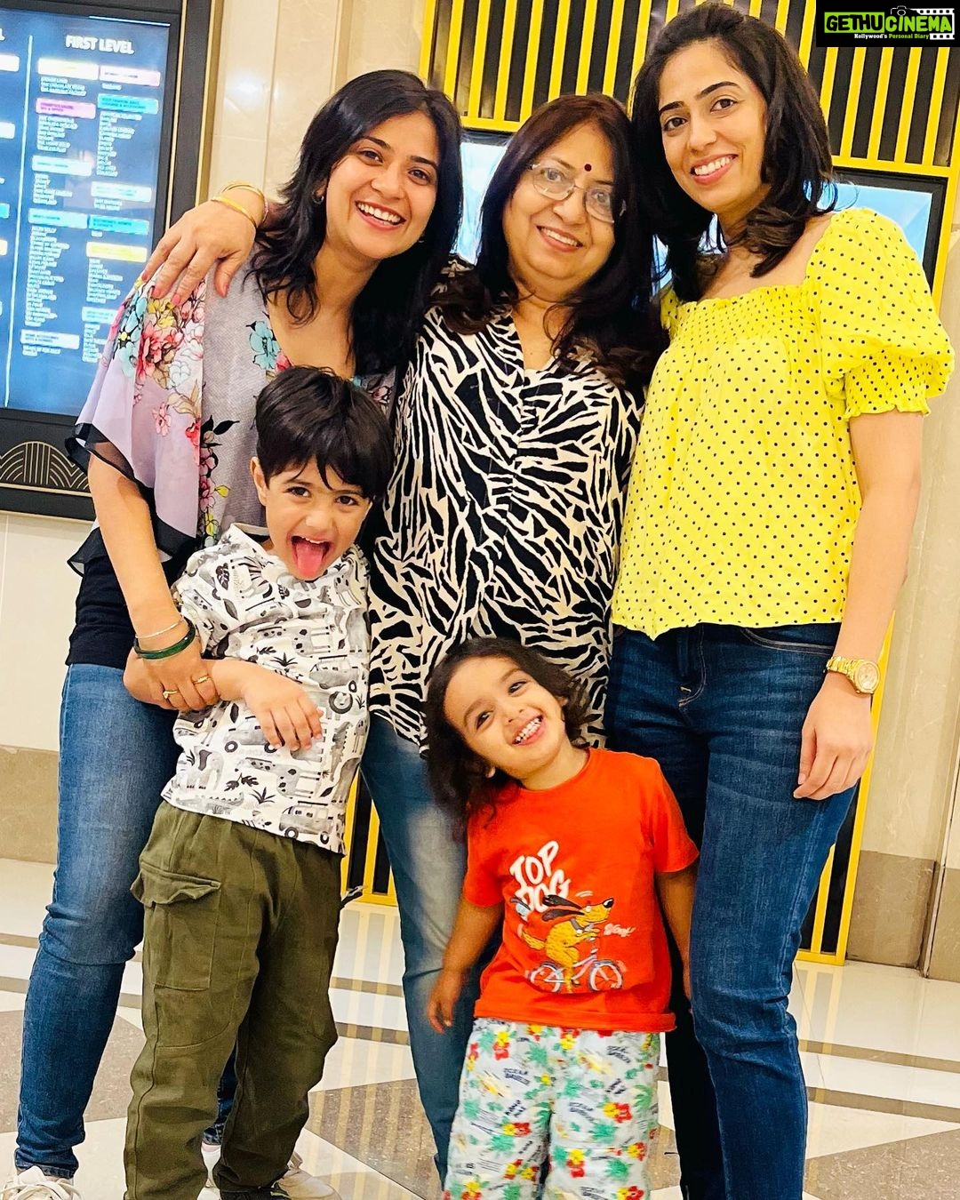Aditi Sharma Instagram - Dearest Amma “ God couldn’t be everywhere that’s why he created mommies”😇 I understand it so much more now💫 Thank you for everything maa #anilasharma Thank you for encouraging me to follow my passion , thank you for teaching us to see the positive side always. Thank you for teaching us to have faith in almighty n the timing of universe 😇 You have truely been an inspiration maa. From following ur passion of kathak TO resigning from your job of 20 years to help me find my foot in mumbai. From caressing my head in tough times n telling me to believe in myself n be strong TO praying for us always. You have been the Rock ,the strength of our family. You have always put us before you . We have learned unconditional love from you mommy . Thank you for always being there mommyyyy😘😘😘♥️🙏 We love you You are the bablimumma🤗 @dr.shvetas @bhavya_sharma n me ✨🙏 #mikyle @sartaajahuja